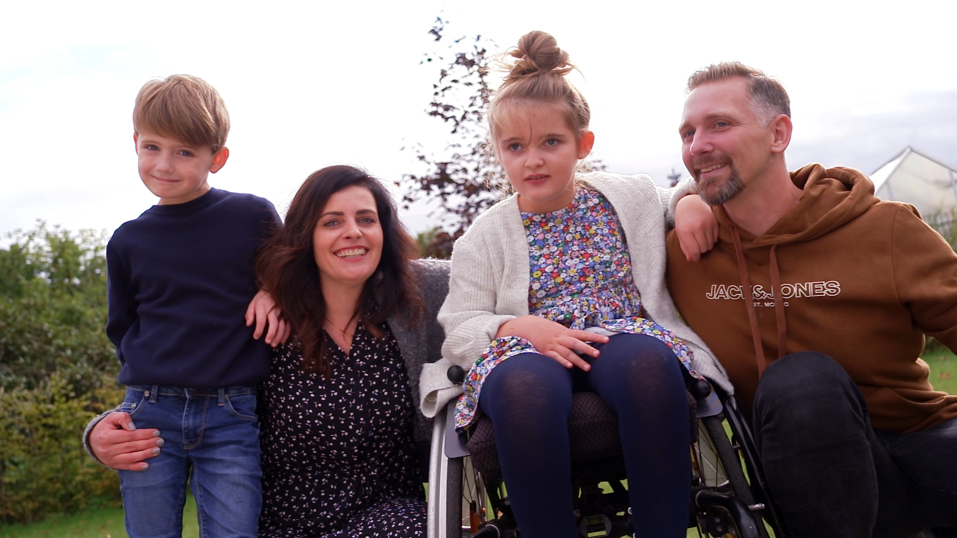 Oldenburg (2) Familie Plautz freut sich, dass es KIOLA gibt. Foto: Deutsche Fernsehlotterie